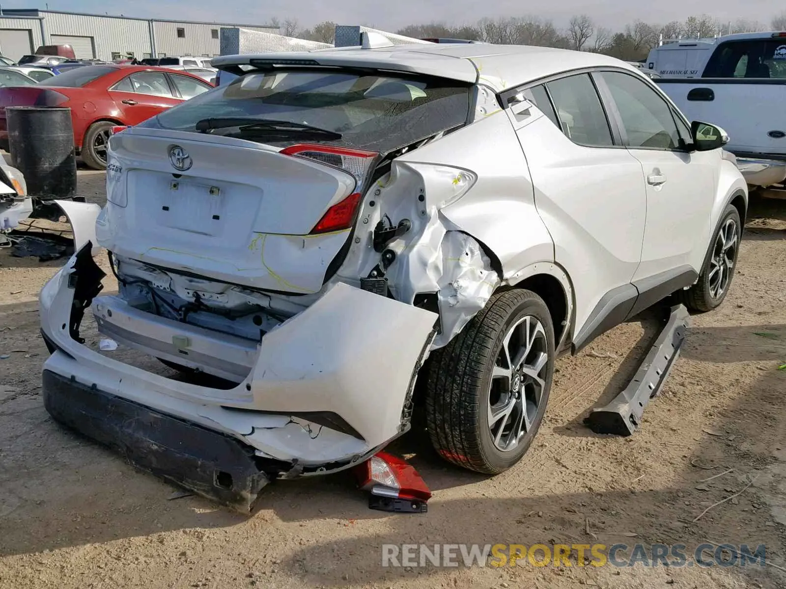 4 fotografías del automóvil dañado JTNKHMBX3K1028161 TOYOTA C-HR XLE 2019