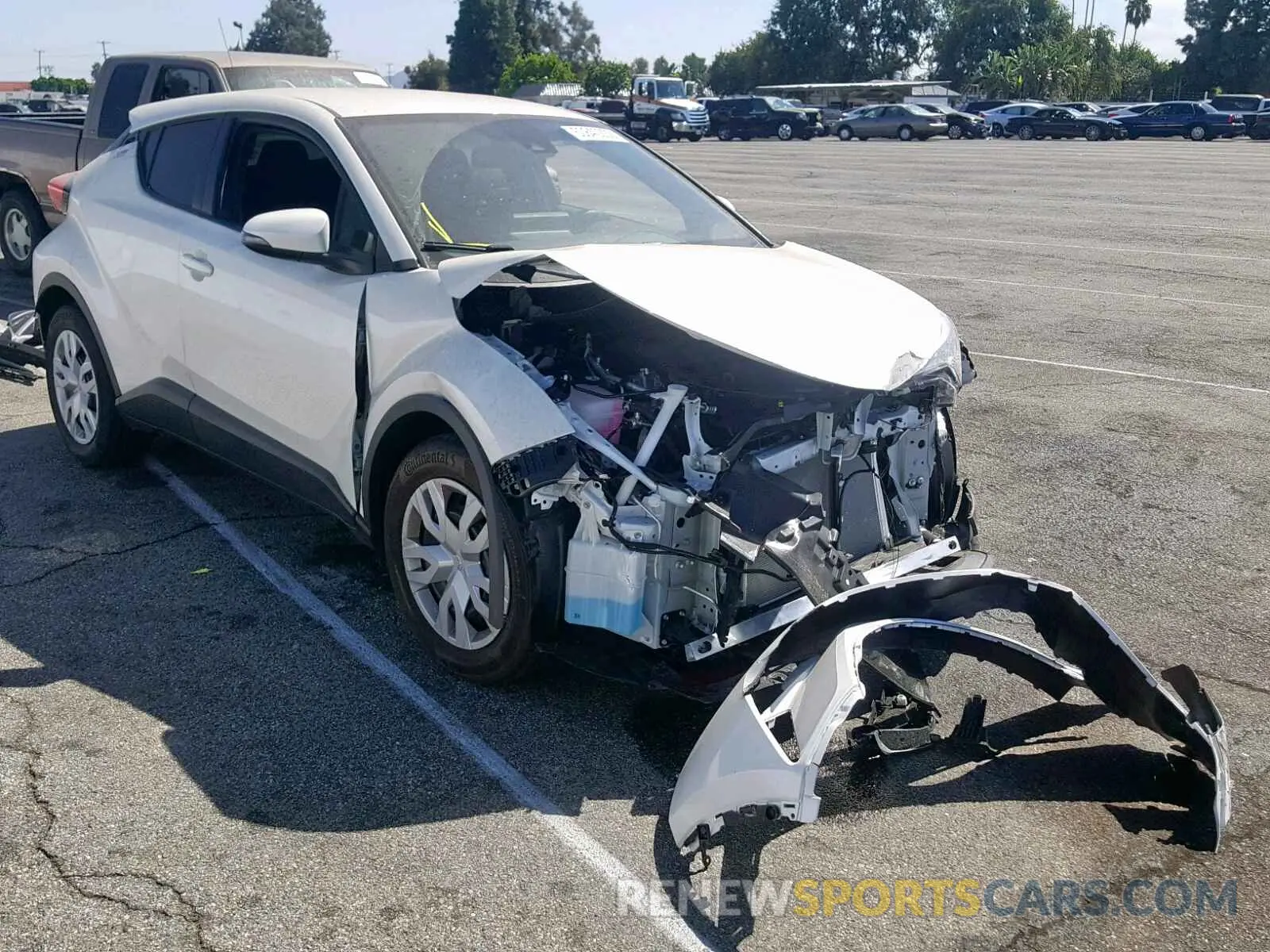 1 fotografías del automóvil dañado JTNKHMBX3K1042643 TOYOTA C-HR XLE 2019