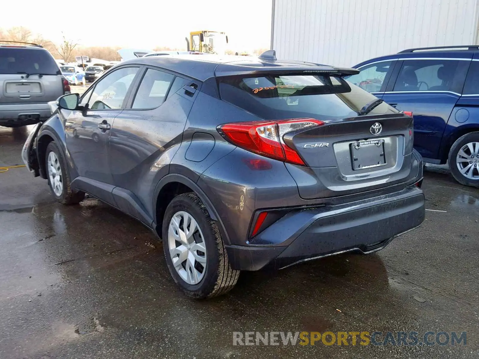 3 fotografías del automóvil dañado JTNKHMBX4K1018089 TOYOTA C-HR XLE 2019