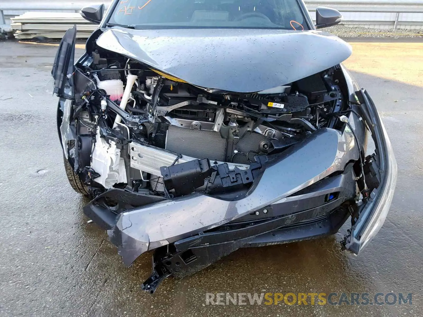 9 fotografías del automóvil dañado JTNKHMBX4K1018089 TOYOTA C-HR XLE 2019