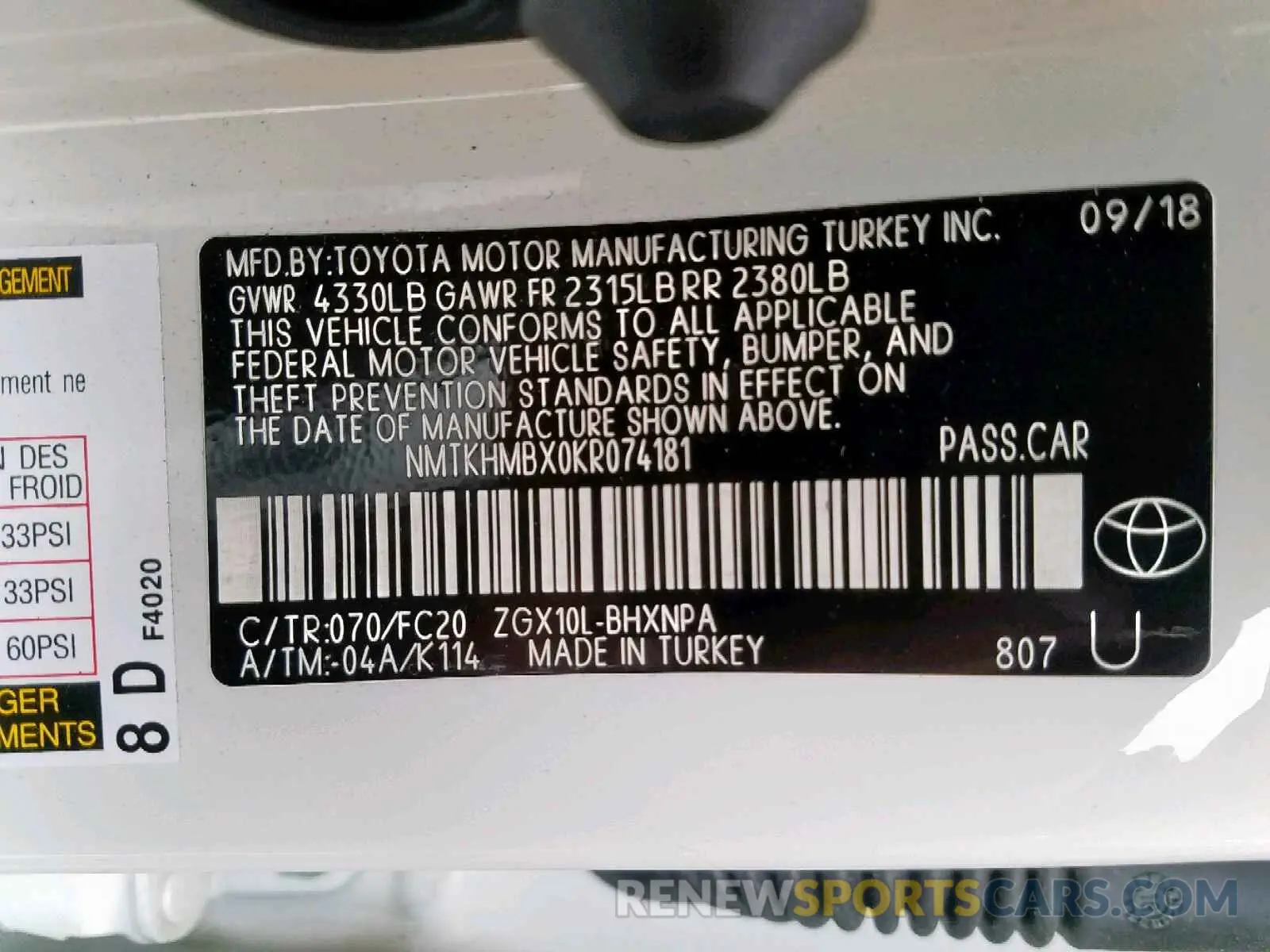 10 fotografías del automóvil dañado NMTKHMBX0KR074181 TOYOTA C-HR XLE 2019
