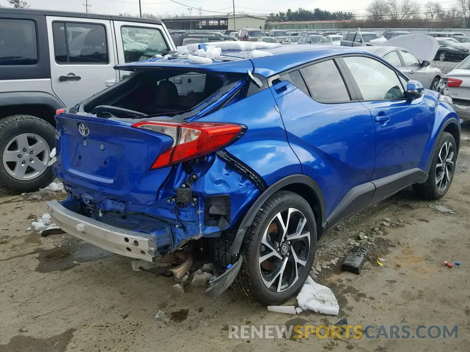4 fotografías del automóvil dañado NMTKHMBX0KR075010 TOYOTA C-HR XLE 2019