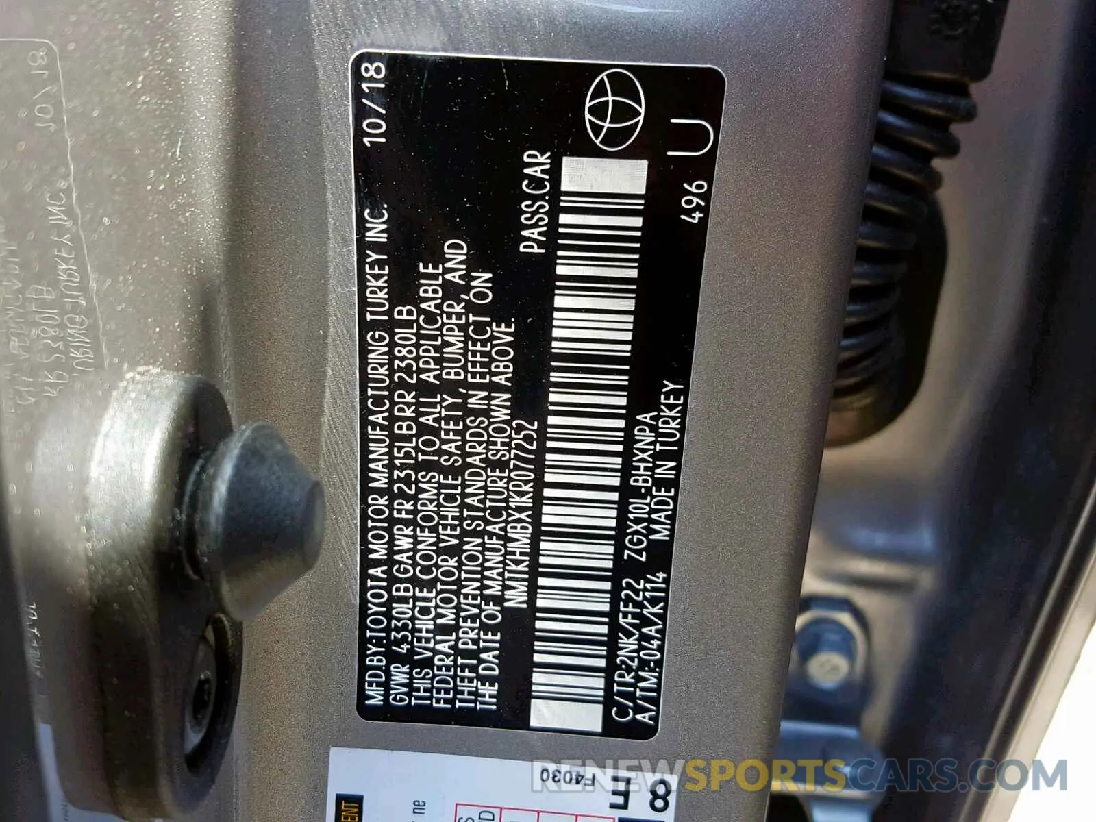 10 fotografías del automóvil dañado NMTKHMBX1KR077252 TOYOTA C-HR XLE 2019