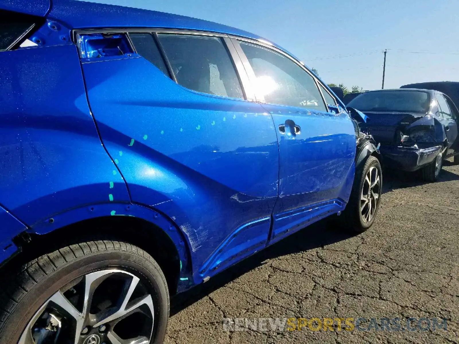 9 fotografías del automóvil dañado NMTKHMBX4KR078282 TOYOTA C-HR XLE 2019