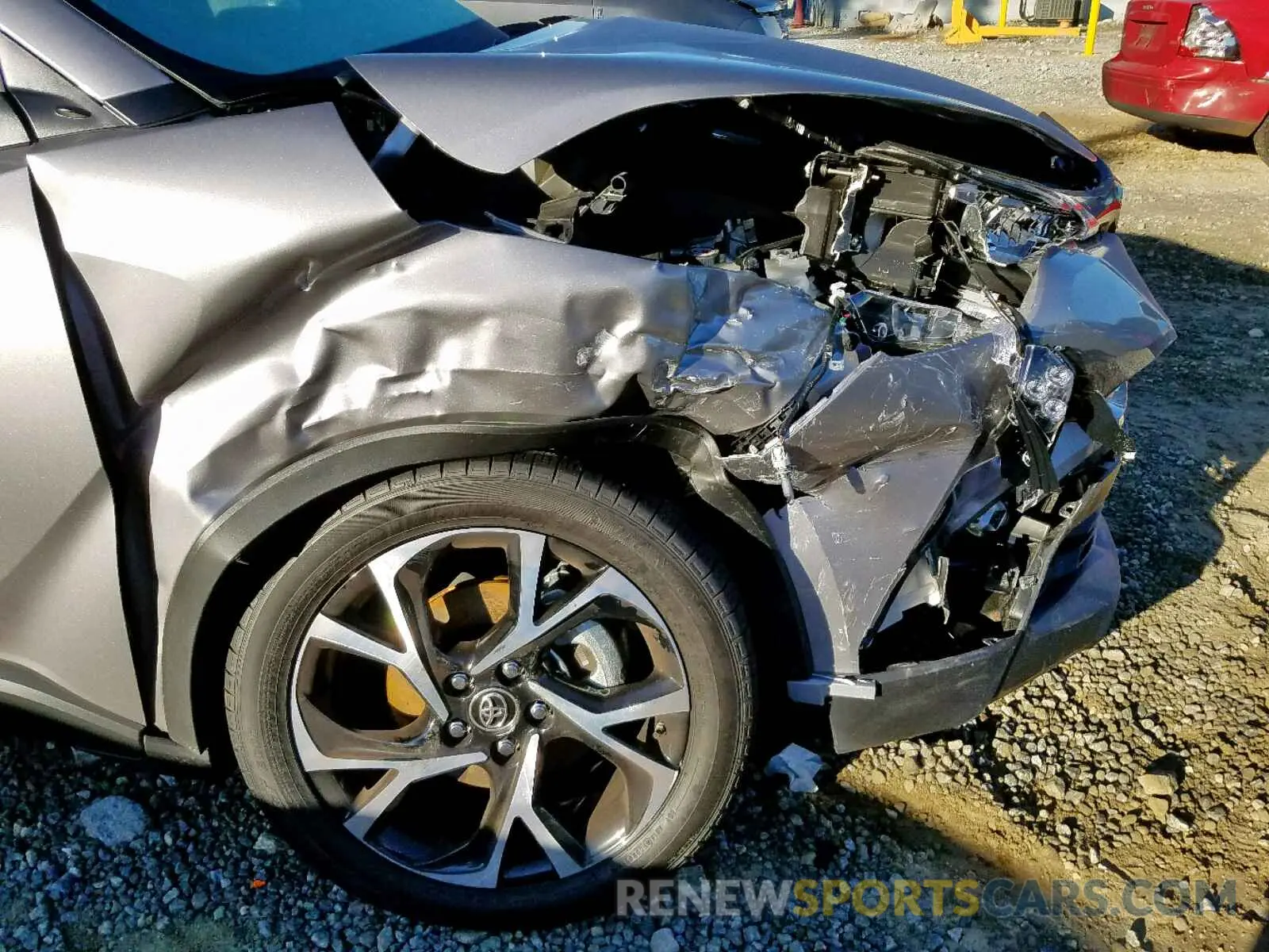 9 fotografías del automóvil dañado NMTKHMBX5KR084639 TOYOTA C-HR XLE 2019