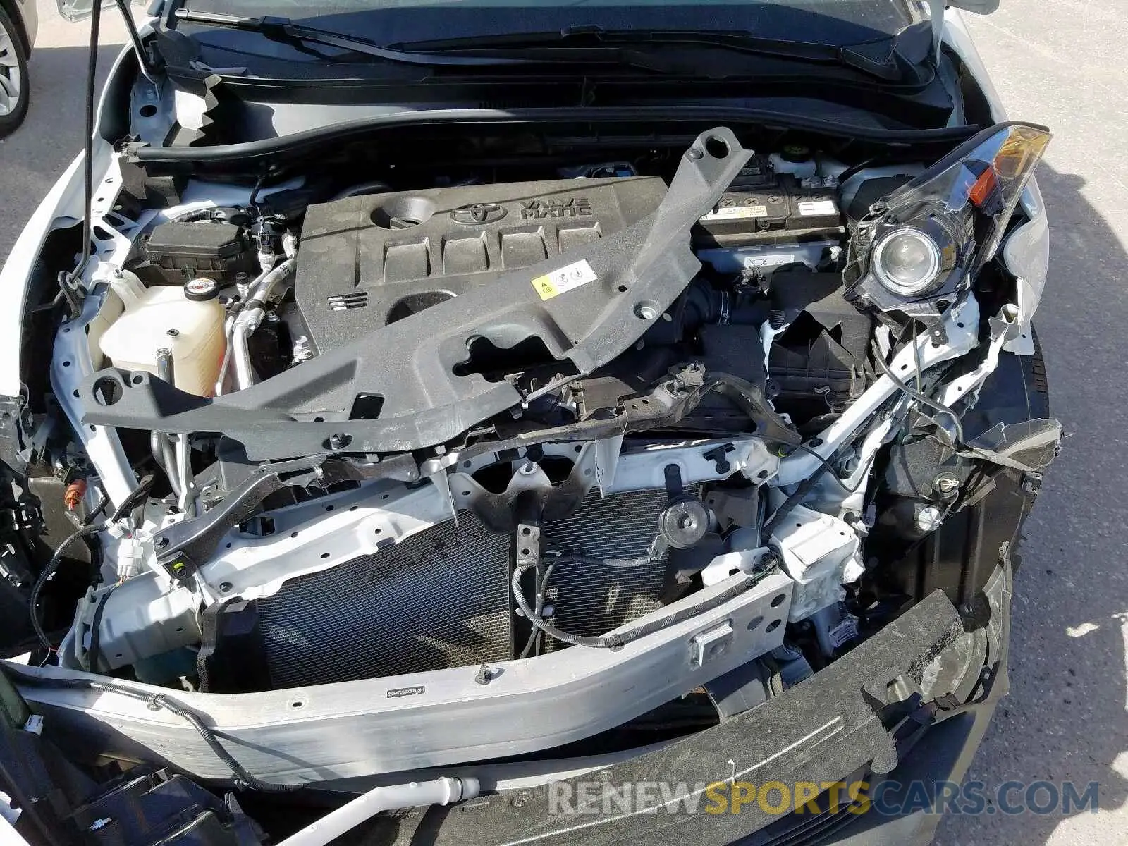 7 fotografías del automóvil dañado NMTKHMBX8KR076647 TOYOTA C-HR XLE 2019