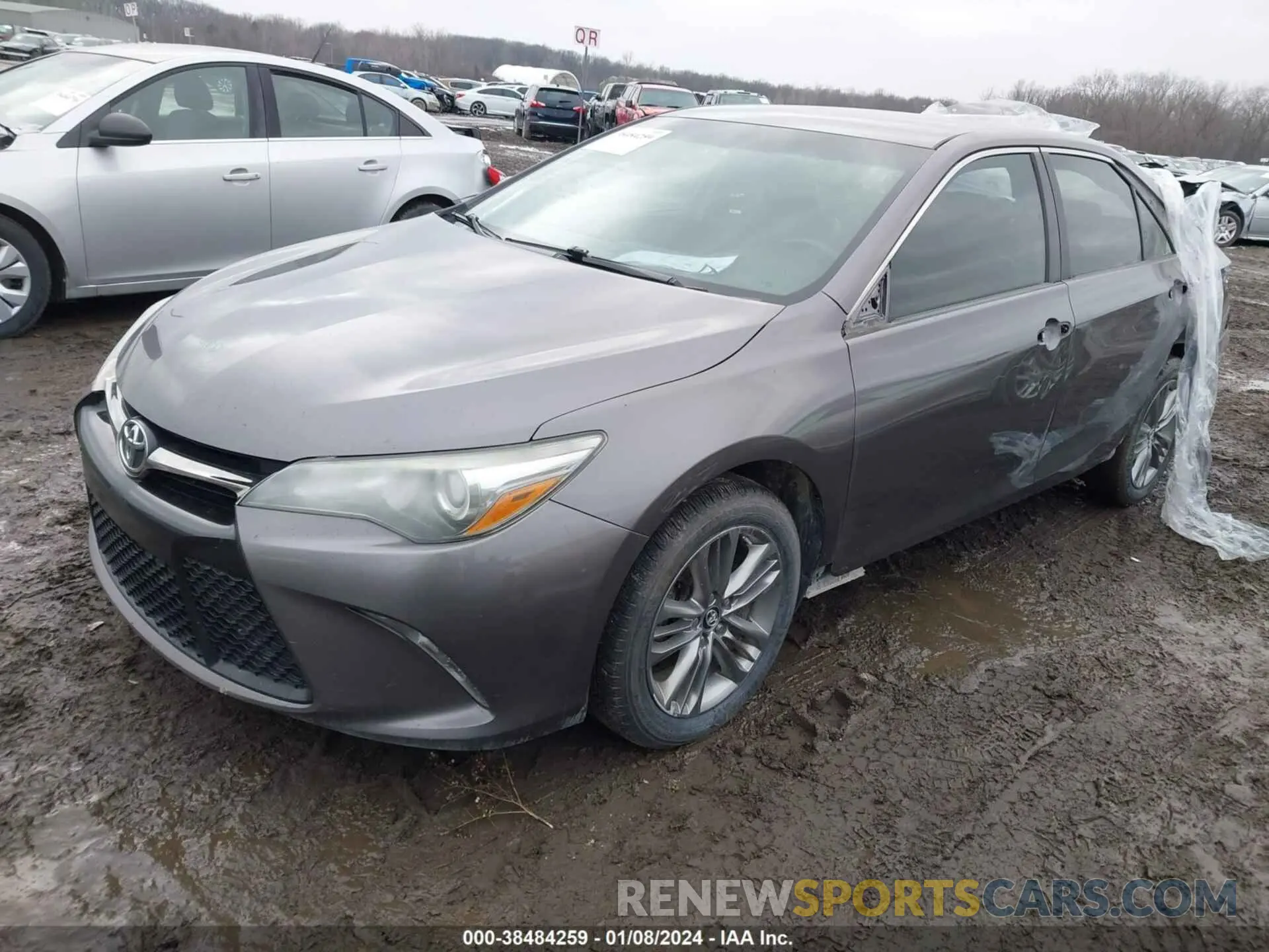 2 fotografías del automóvil dañado 4T1BF1FKXGU583777 TOYOTA CAMRY 2016