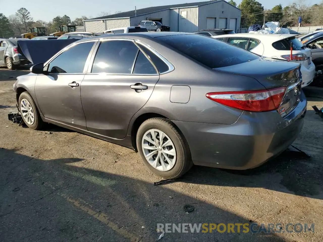 2 fotografías del automóvil dañado 4T1BF1FK0HU787375 TOYOTA CAMRY 2017