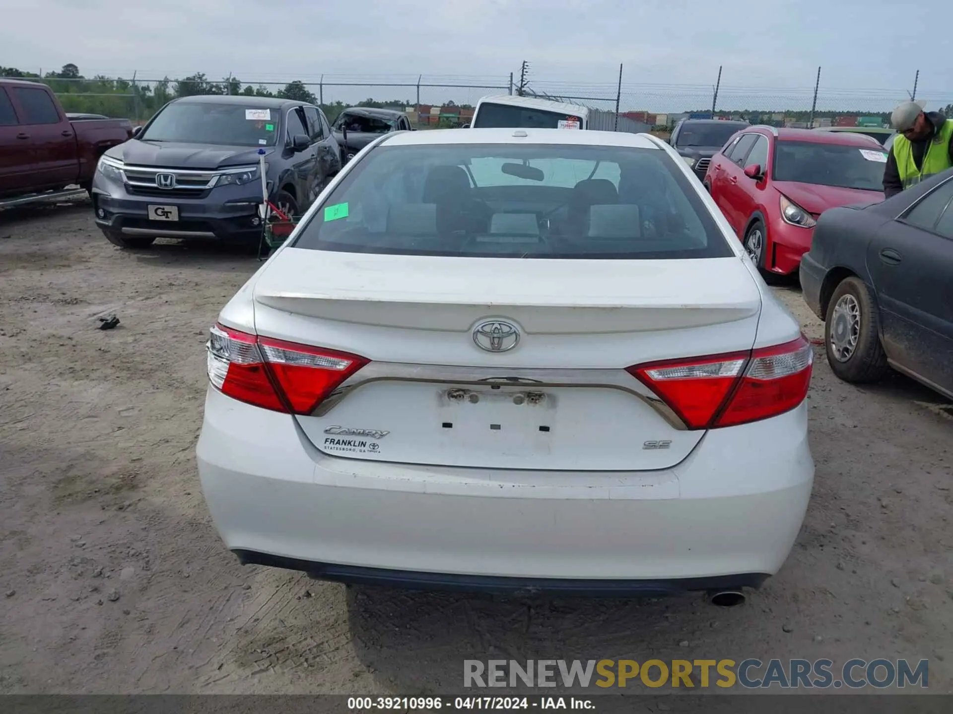 16 fotografías del automóvil dañado 4T1BF1FK9HU414125 TOYOTA CAMRY 2017