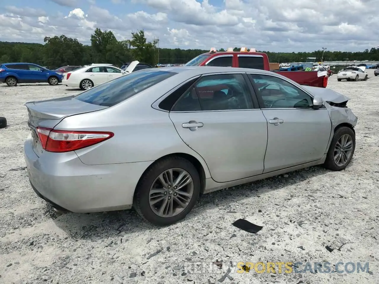 3 fotografías del automóvil dañado 4T1BF1FK9HU425268 TOYOTA CAMRY 2017