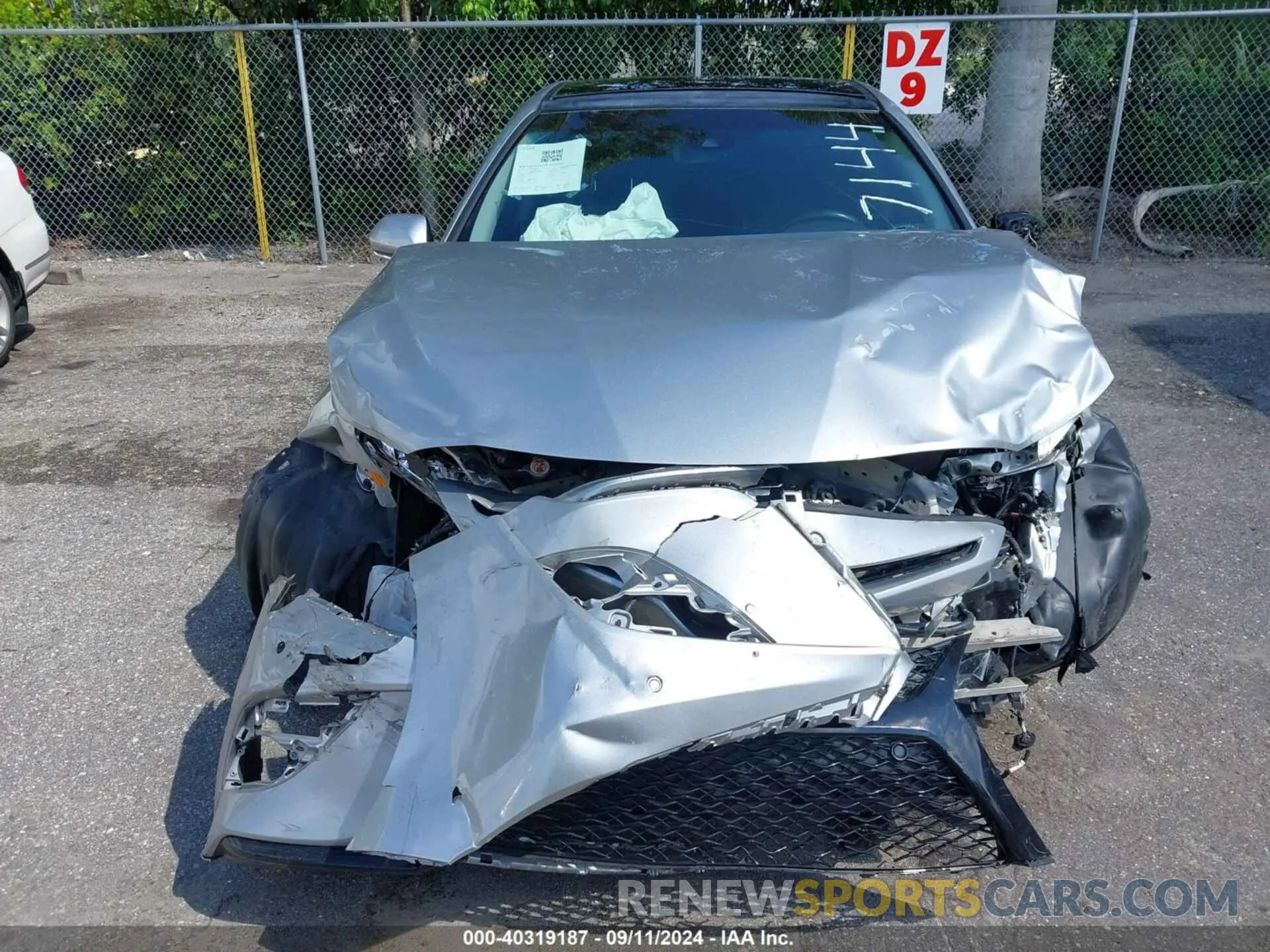12 fotografías del automóvil dañado 4T1B61HK4JU137144 TOYOTA CAMRY 2018