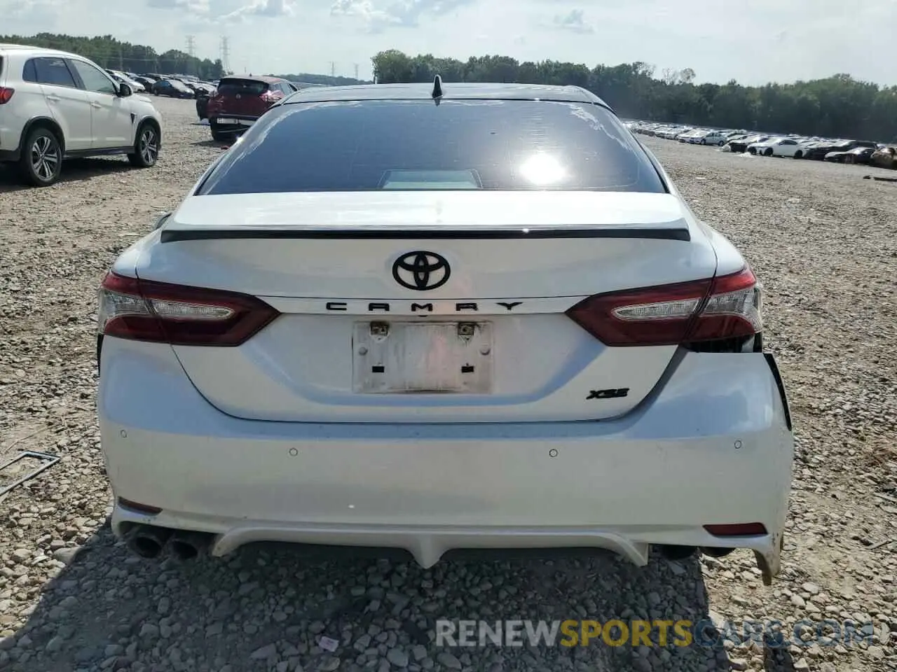 6 fotografías del automóvil dañado 4T1BZ1HK0JU009118 TOYOTA CAMRY 2018