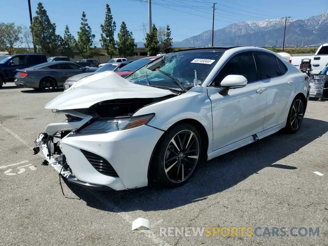 1 fotografías del automóvil dañado 4T1BZ1HK2JU012697 TOYOTA CAMRY 2018