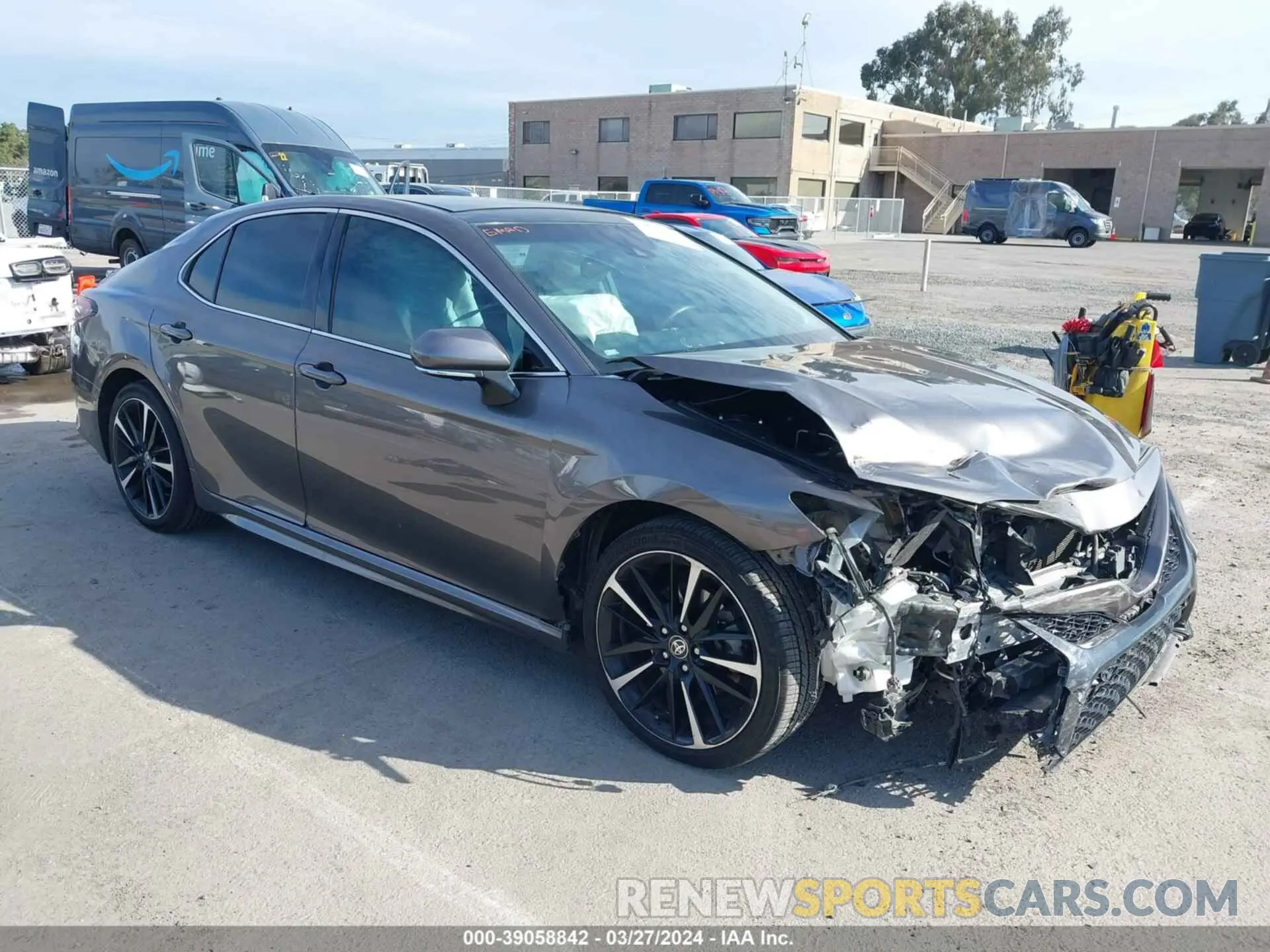 1 fotografías del automóvil dañado 4T1BZ1HKXJU012463 TOYOTA CAMRY 2018