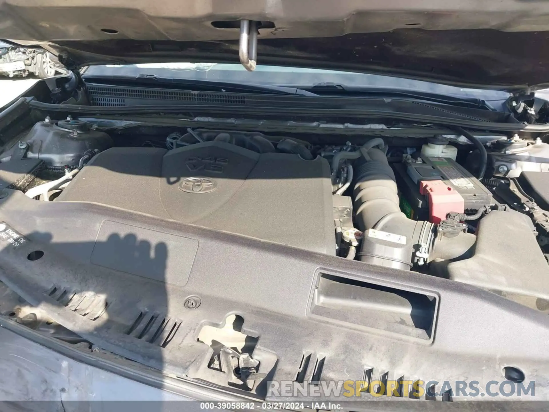 10 fotografías del automóvil dañado 4T1BZ1HKXJU012463 TOYOTA CAMRY 2018