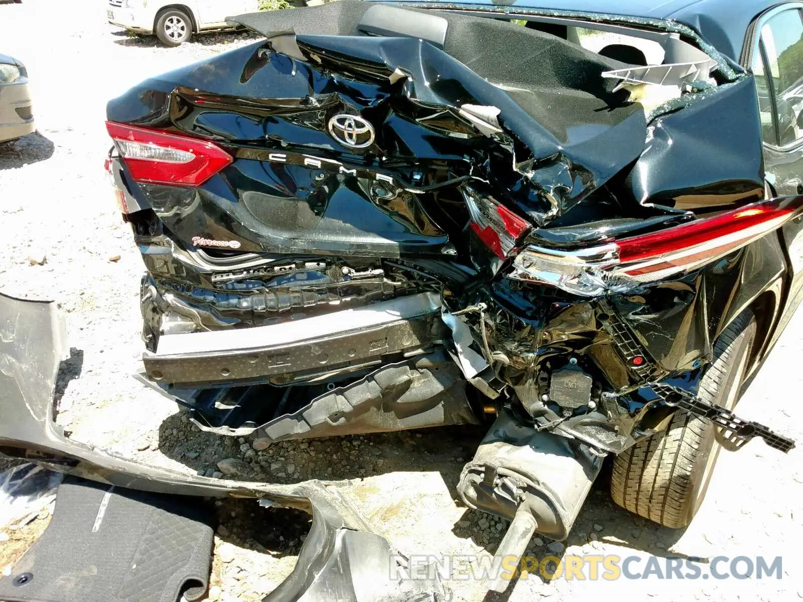 9 fotografías del automóvil dañado 4T1B11HK0KU171632 TOYOTA CAMRY 2019