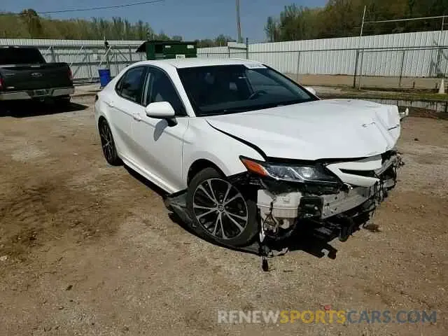 10 fotografías del automóvil dañado 4T1B11HK0KU173428 TOYOTA CAMRY 2019
