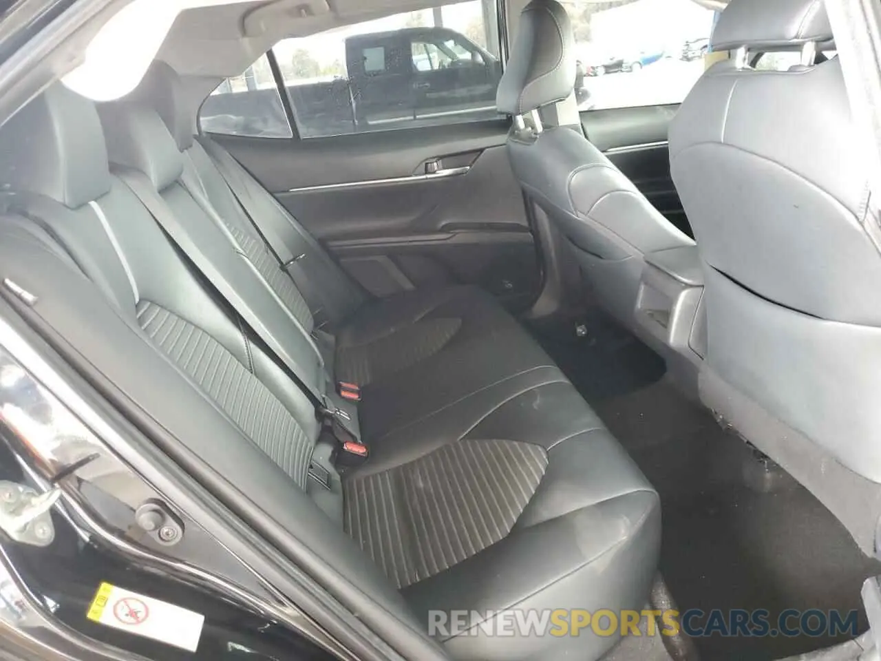 10 fotografías del automóvil dañado 4T1B11HK0KU199902 TOYOTA CAMRY 2019