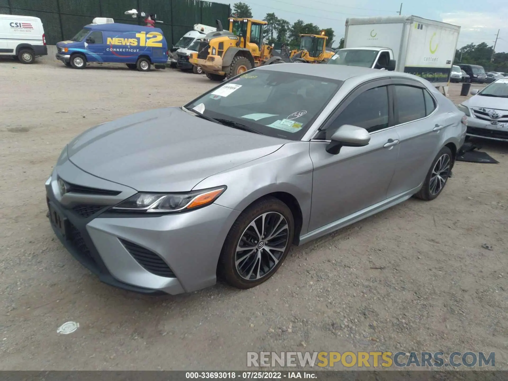 2 fotografías del automóvil dañado 4T1B11HK0KU200238 TOYOTA CAMRY 2019