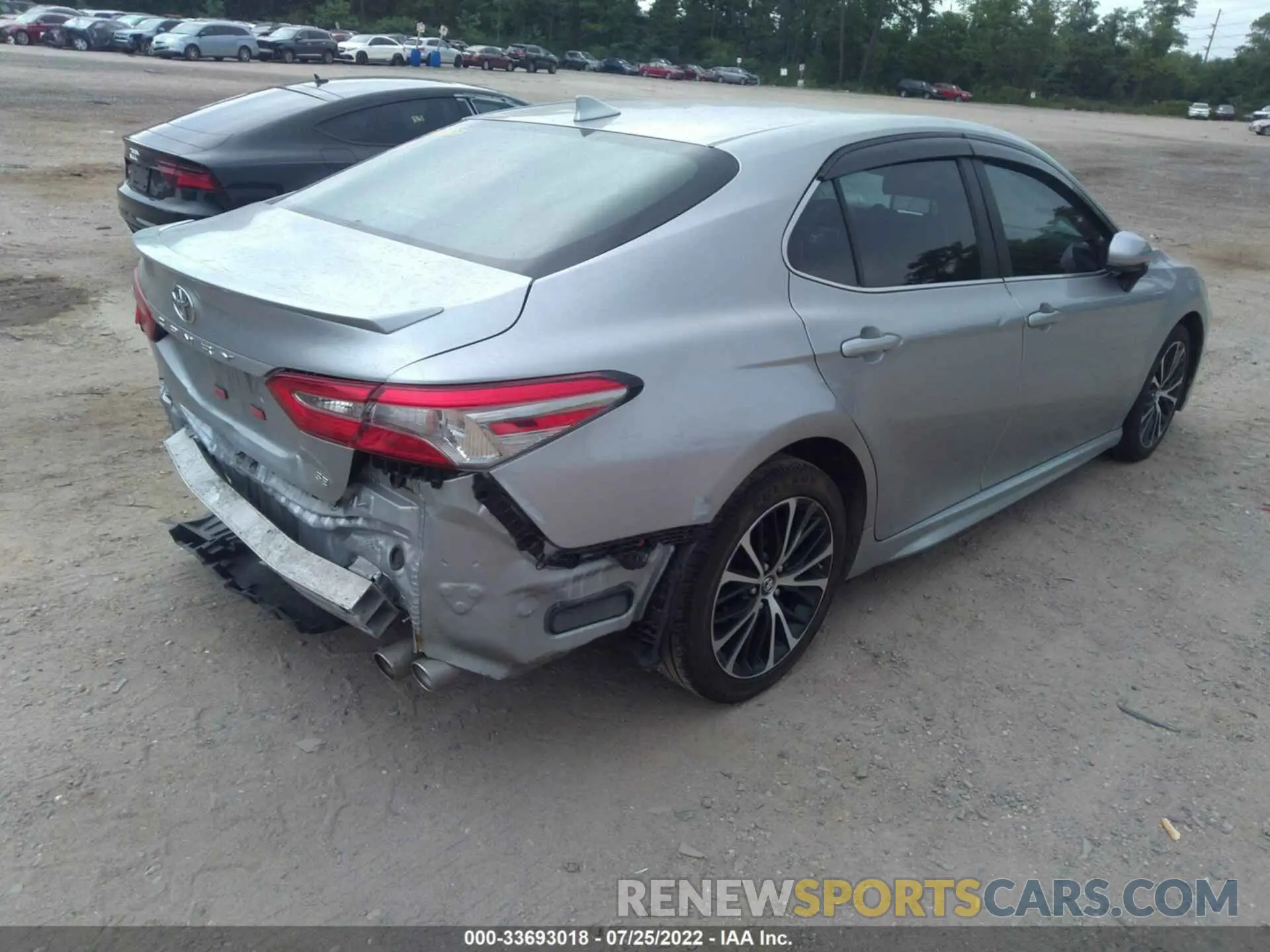 4 fotografías del automóvil dañado 4T1B11HK0KU200238 TOYOTA CAMRY 2019