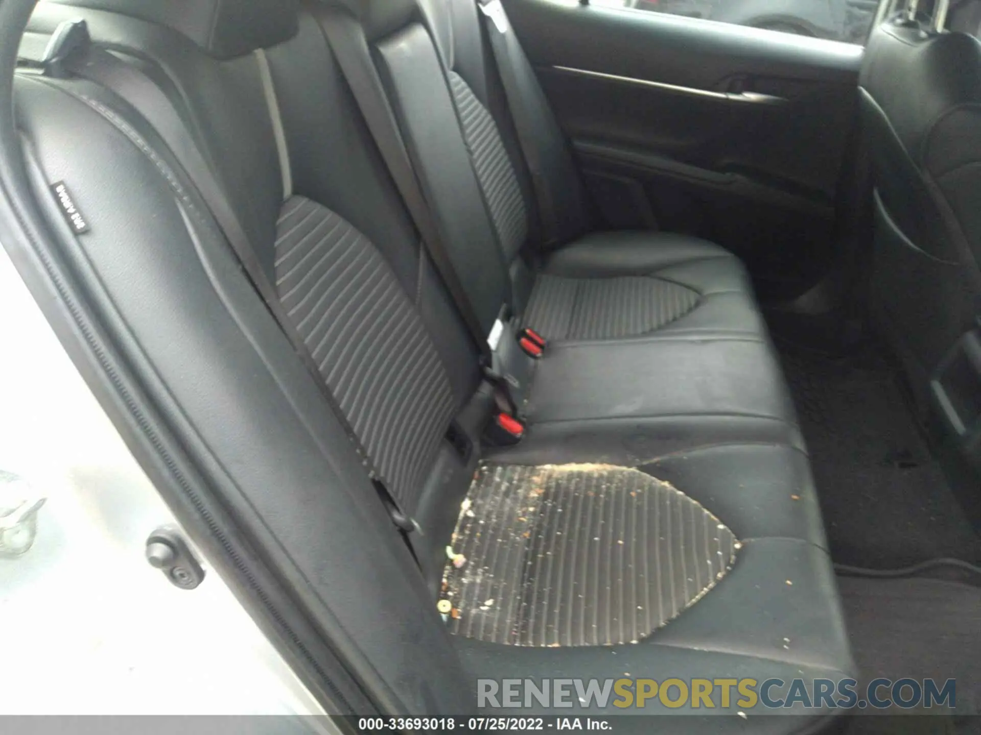 8 fotografías del automóvil dañado 4T1B11HK0KU200238 TOYOTA CAMRY 2019
