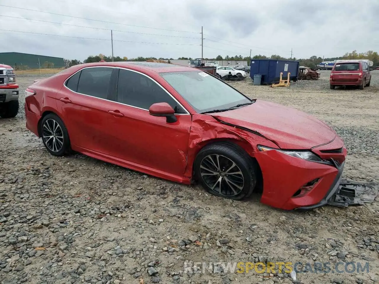 4 fotografías del automóvil dañado 4T1B11HK0KU200630 TOYOTA CAMRY 2019