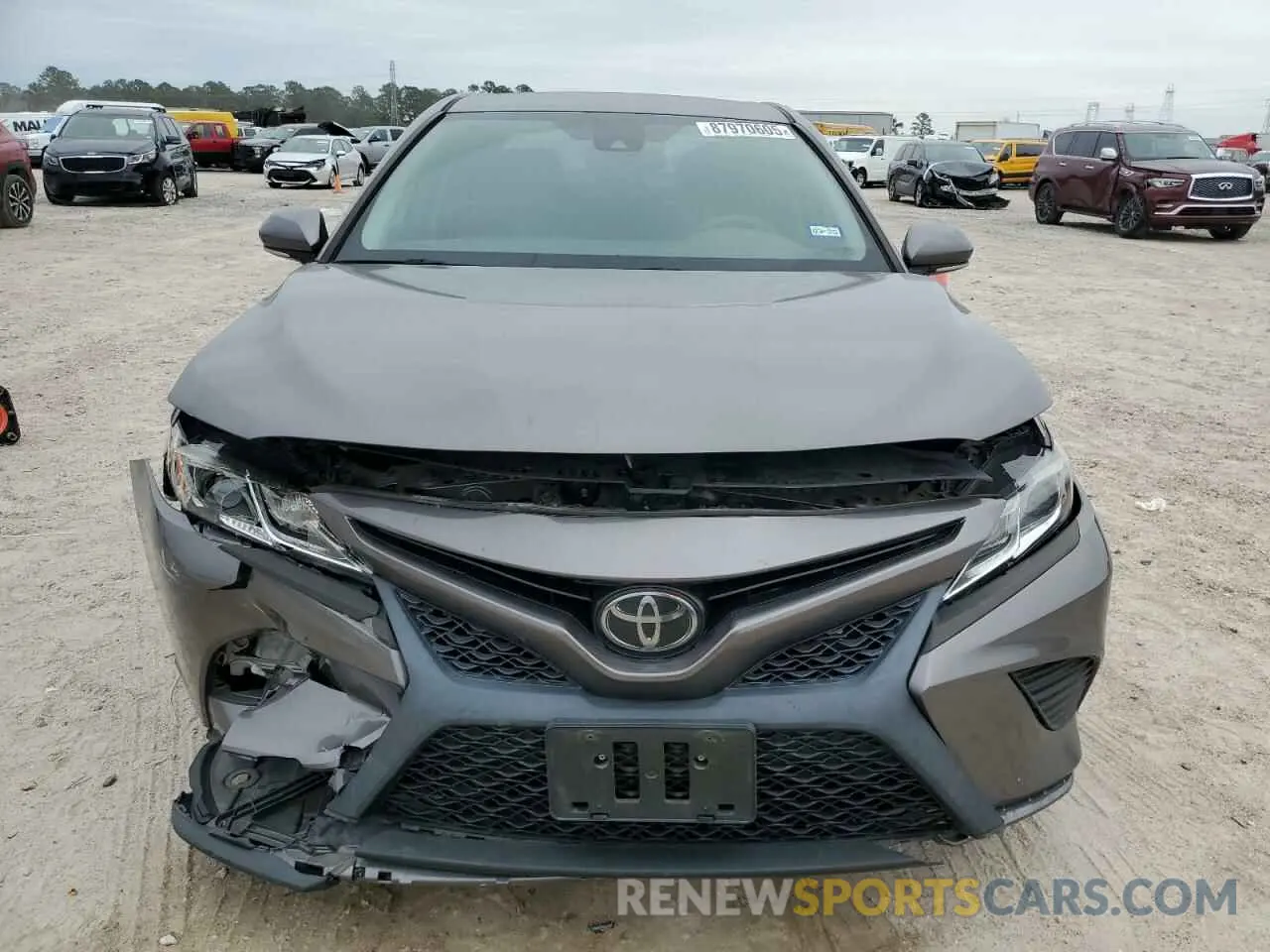 5 fotografías del automóvil dañado 4T1B11HK0KU208694 TOYOTA CAMRY 2019