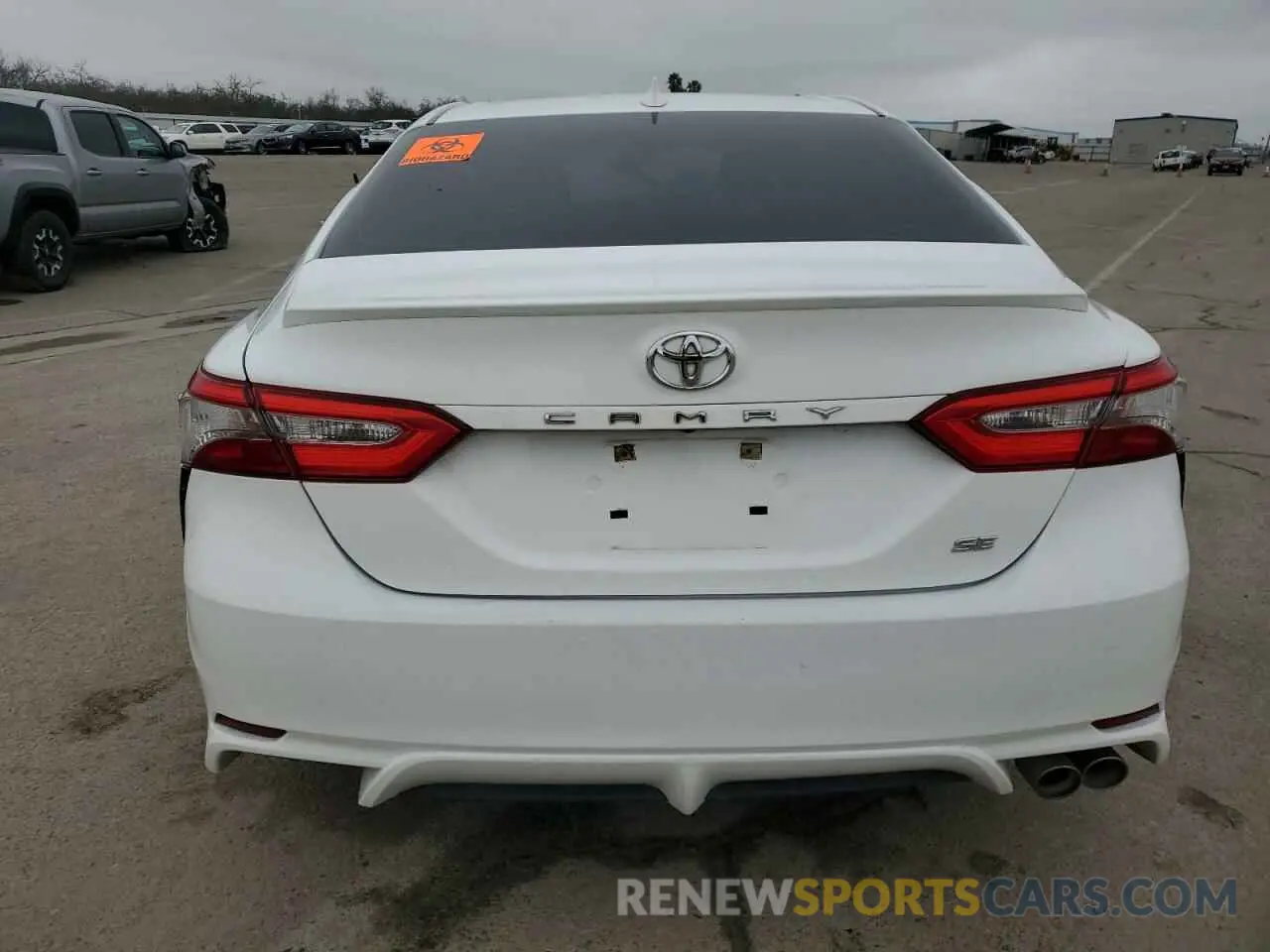 6 fotografías del automóvil dañado 4T1B11HK0KU210364 TOYOTA CAMRY 2019
