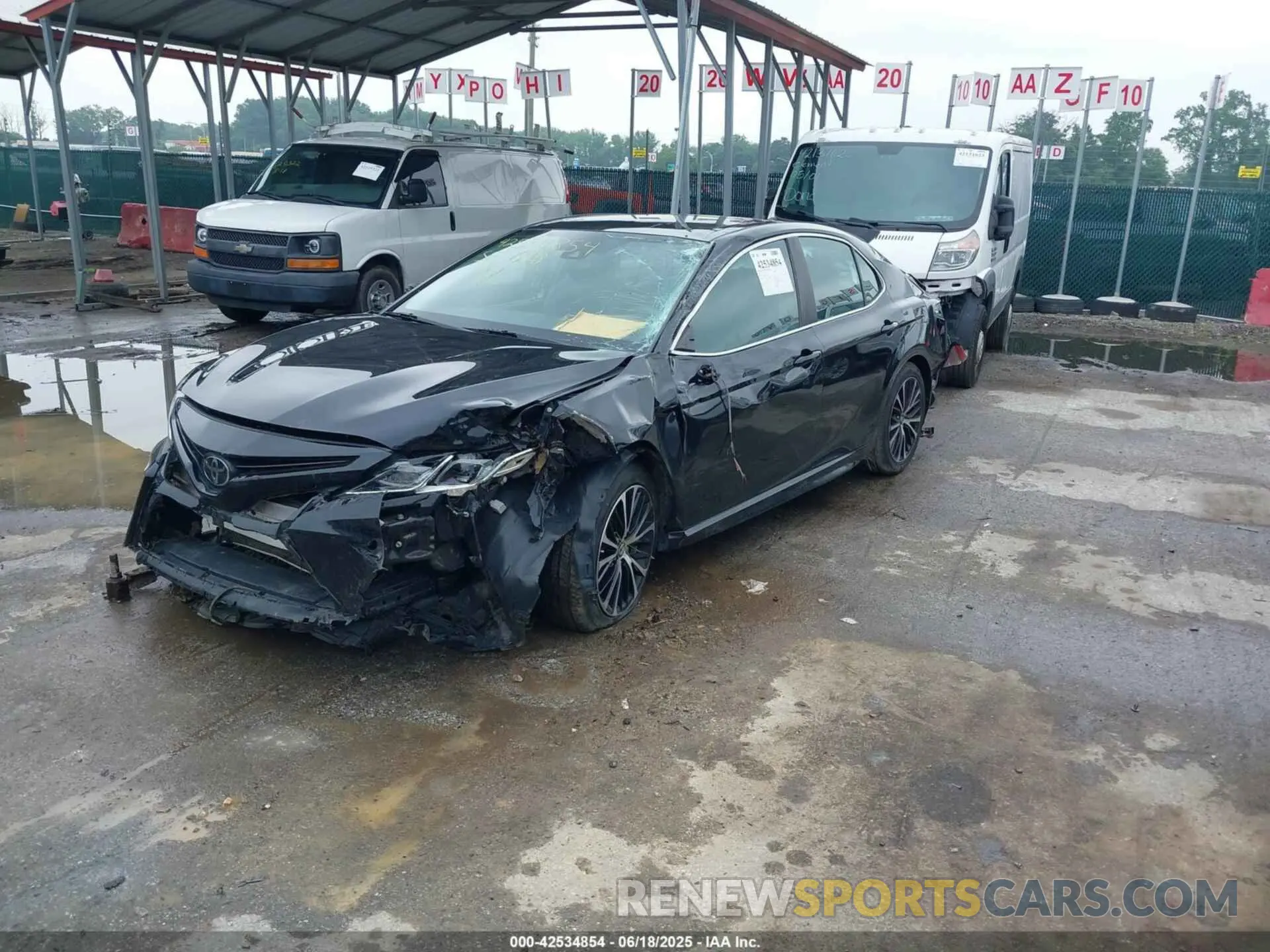 2 fotografías del automóvil dañado 4T1B11HK0KU211269 TOYOTA CAMRY 2019