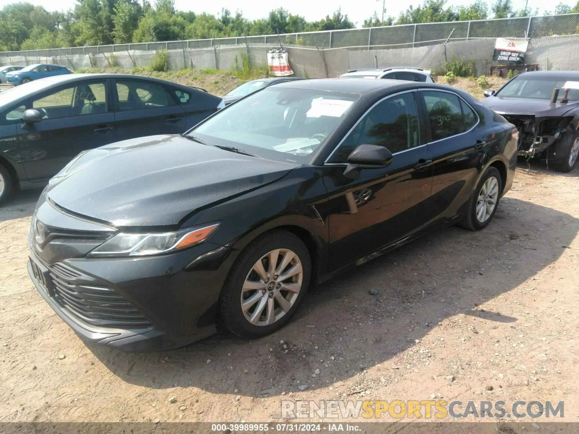 2 fotografías del automóvil dañado 4T1B11HK0KU215399 TOYOTA CAMRY 2019