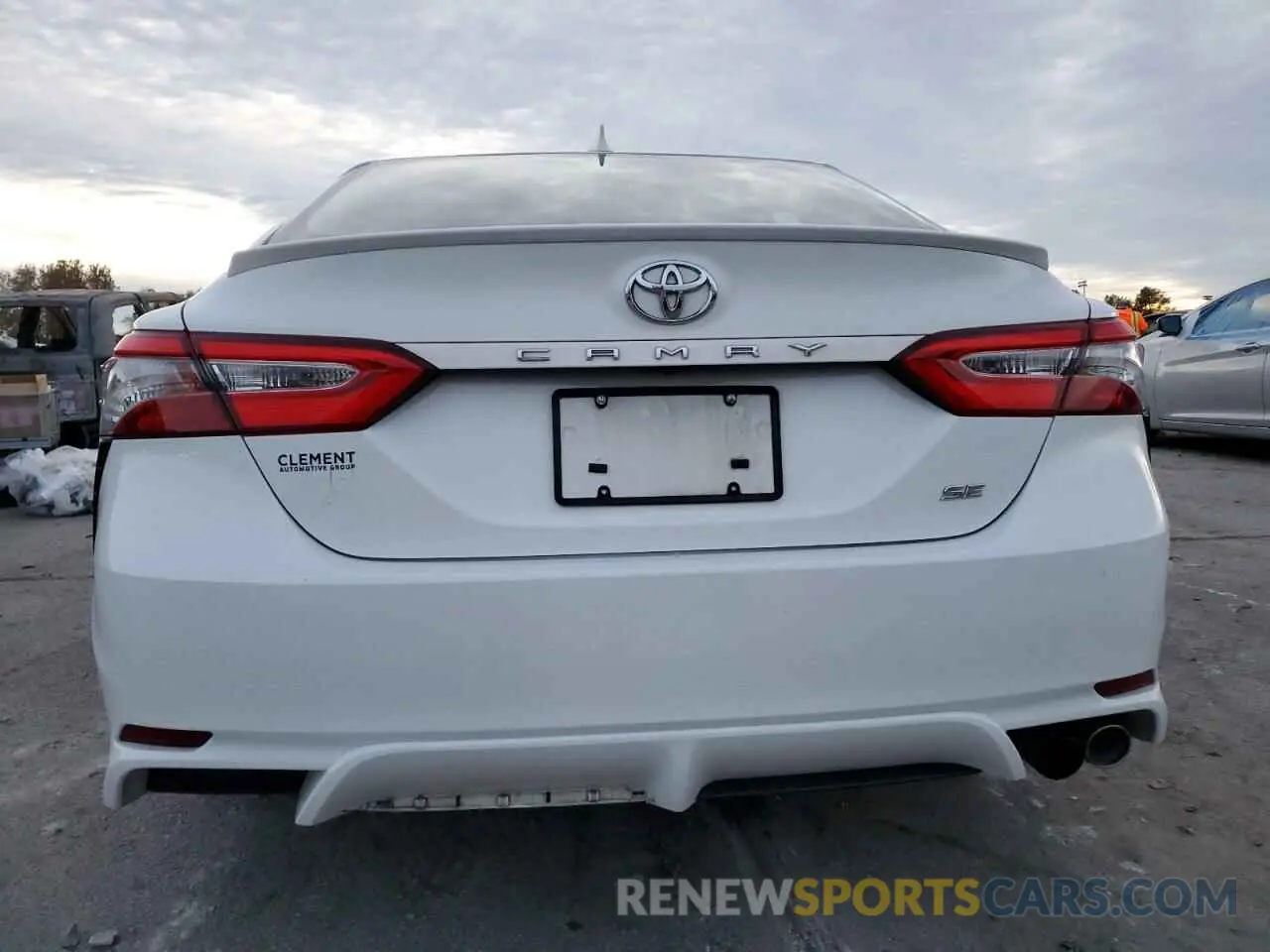 6 fotografías del automóvil dañado 4T1B11HK0KU223504 TOYOTA CAMRY 2019