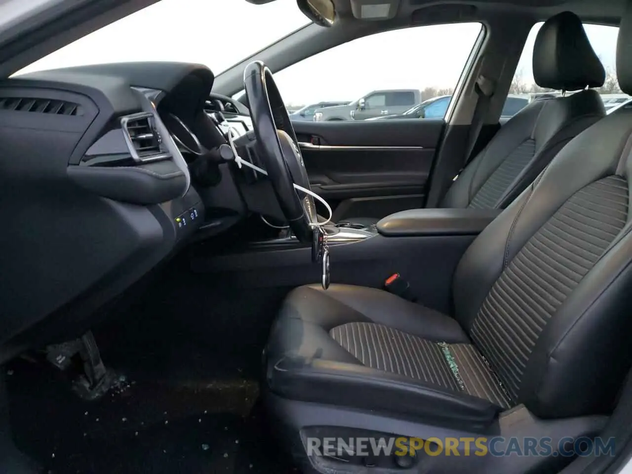7 fotografías del automóvil dañado 4T1B11HK0KU223504 TOYOTA CAMRY 2019