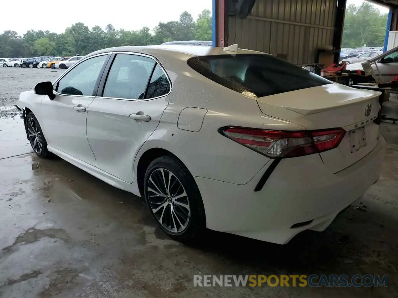 2 fotografías del automóvil dañado 4T1B11HK0KU229416 TOYOTA CAMRY 2019