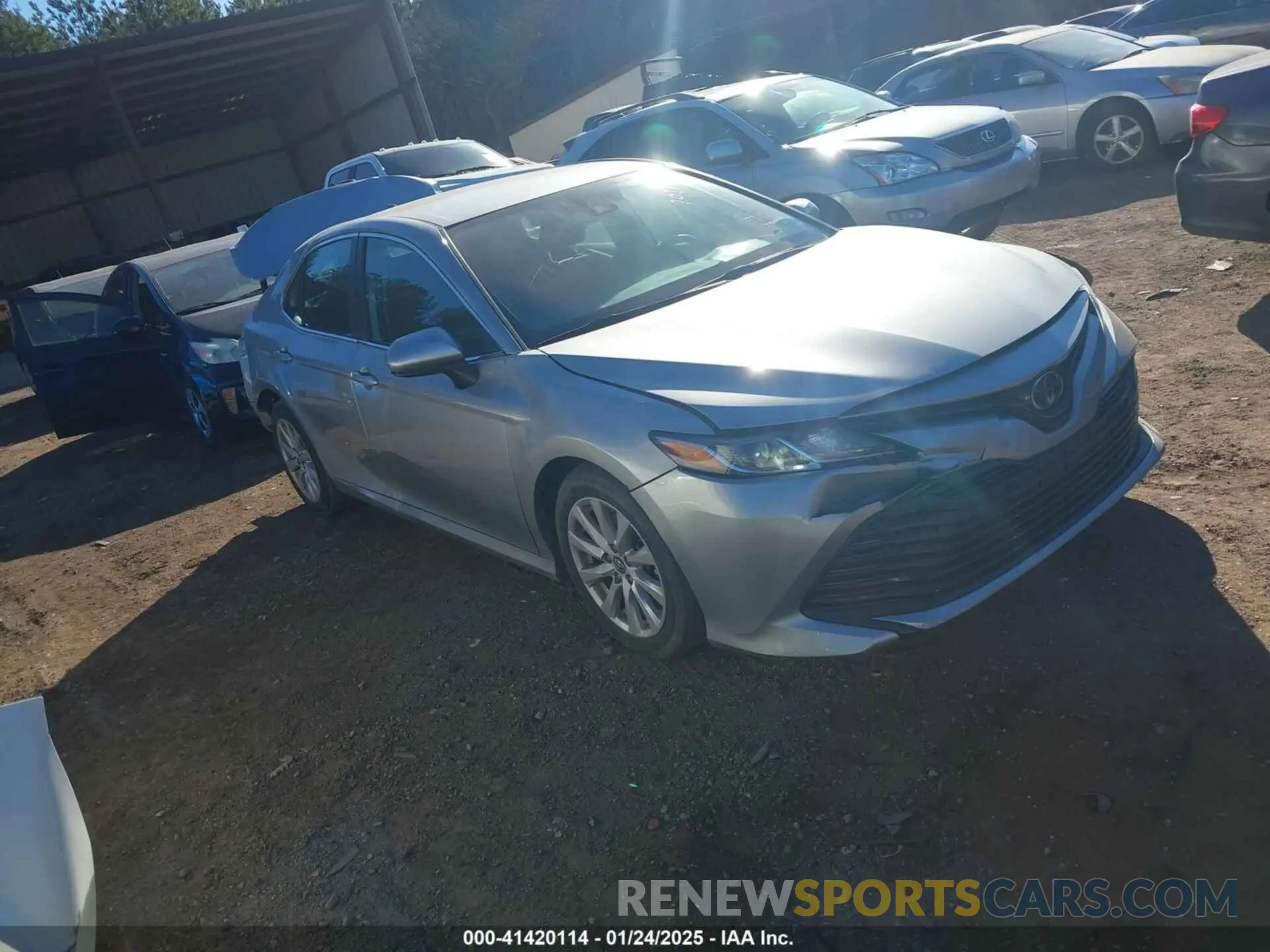 1 fotografías del automóvil dañado 4T1B11HK0KU238102 TOYOTA CAMRY 2019