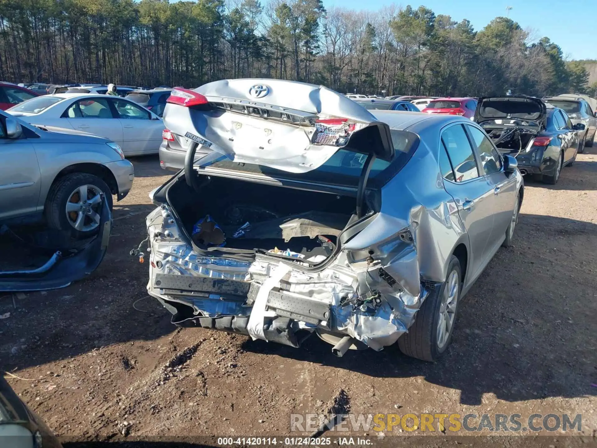6 fotografías del automóvil dañado 4T1B11HK0KU238102 TOYOTA CAMRY 2019