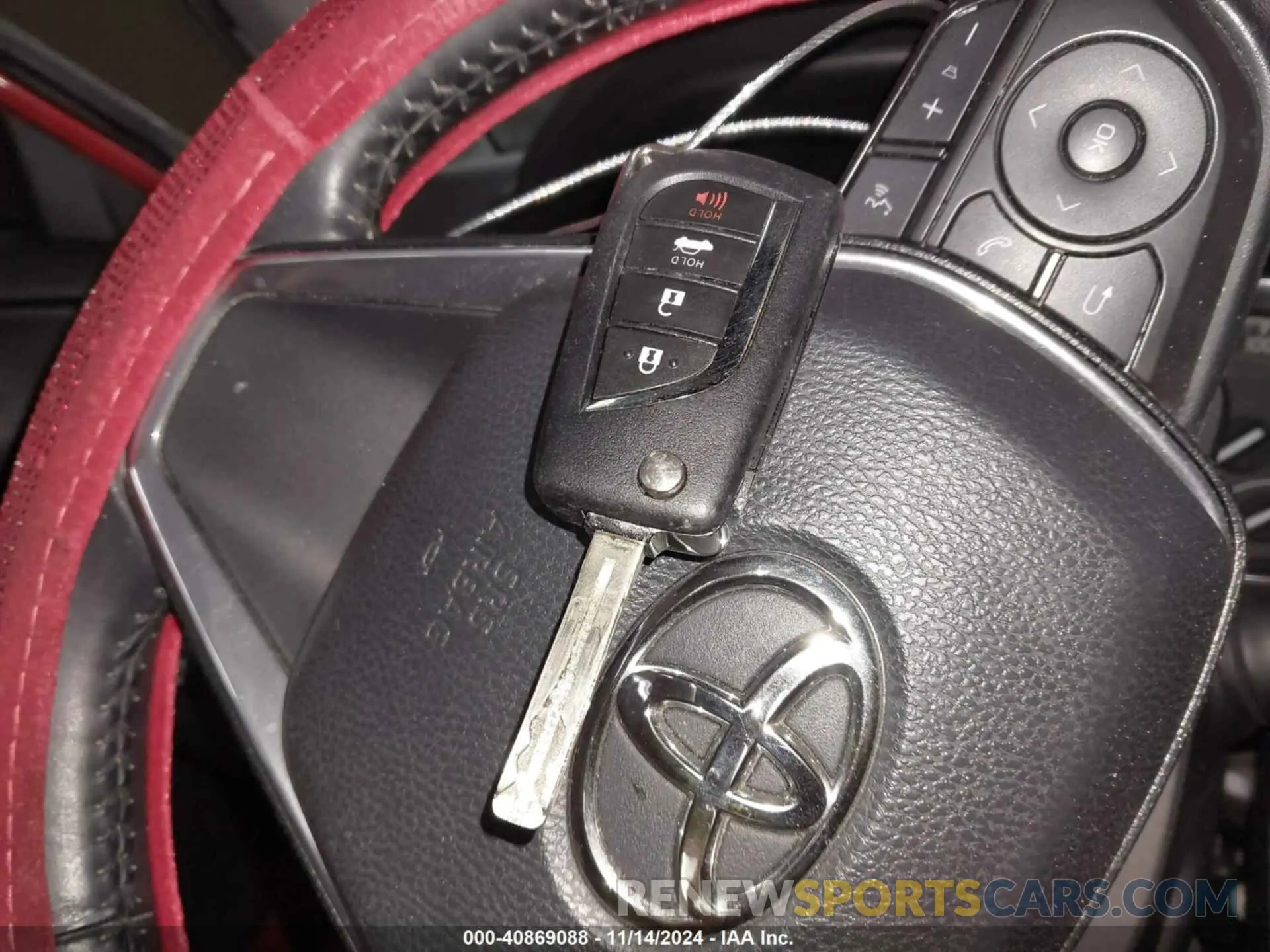 11 fotografías del automóvil dañado 4T1B11HK0KU240500 TOYOTA CAMRY 2019