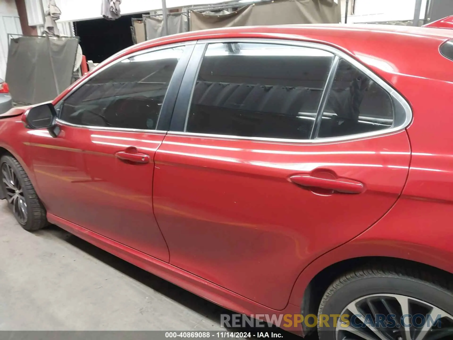 14 fotografías del automóvil dañado 4T1B11HK0KU240500 TOYOTA CAMRY 2019