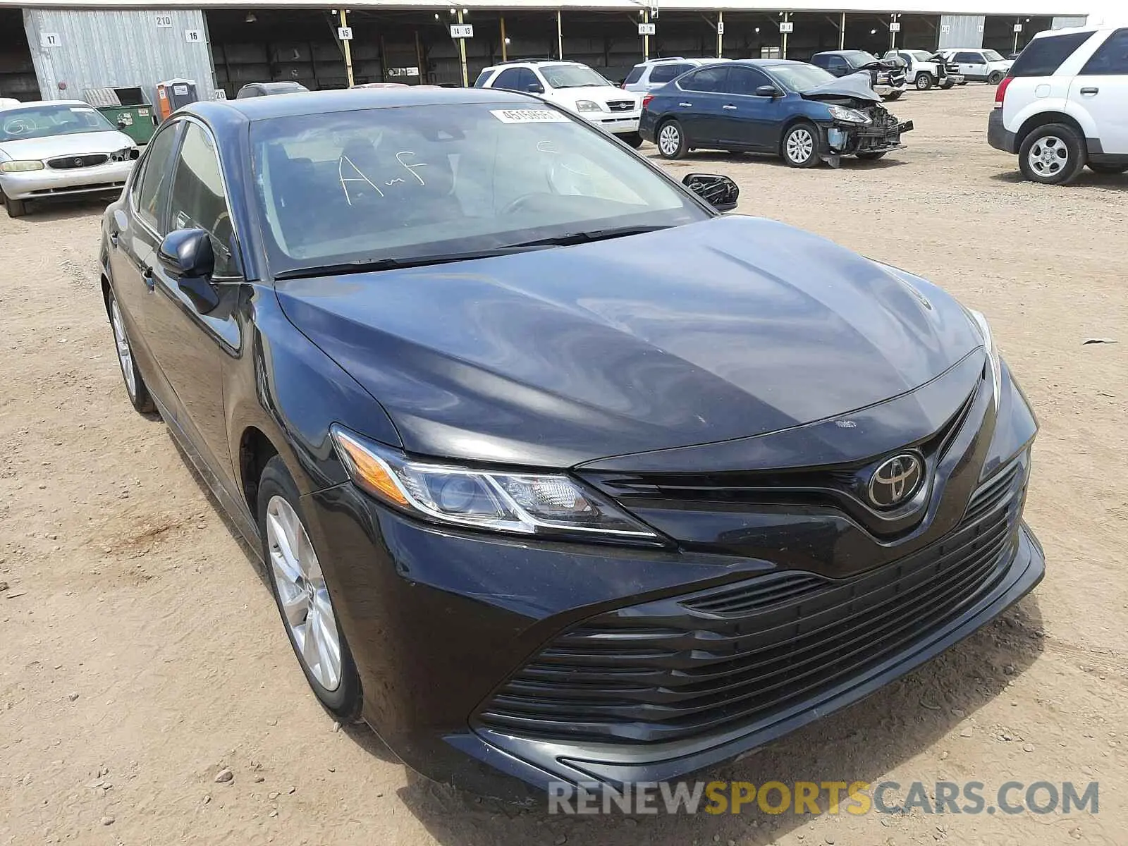 1 fotografías del automóvil dañado 4T1B11HK0KU258849 TOYOTA CAMRY 2019