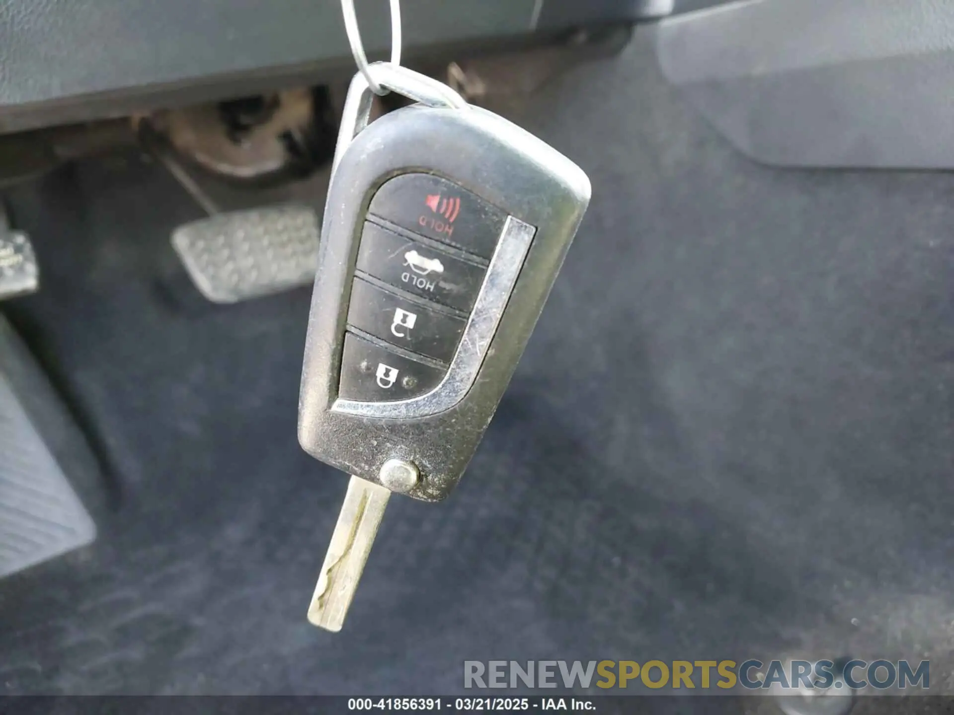 11 fotografías del automóvil dañado 4T1B11HK0KU271438 TOYOTA CAMRY 2019