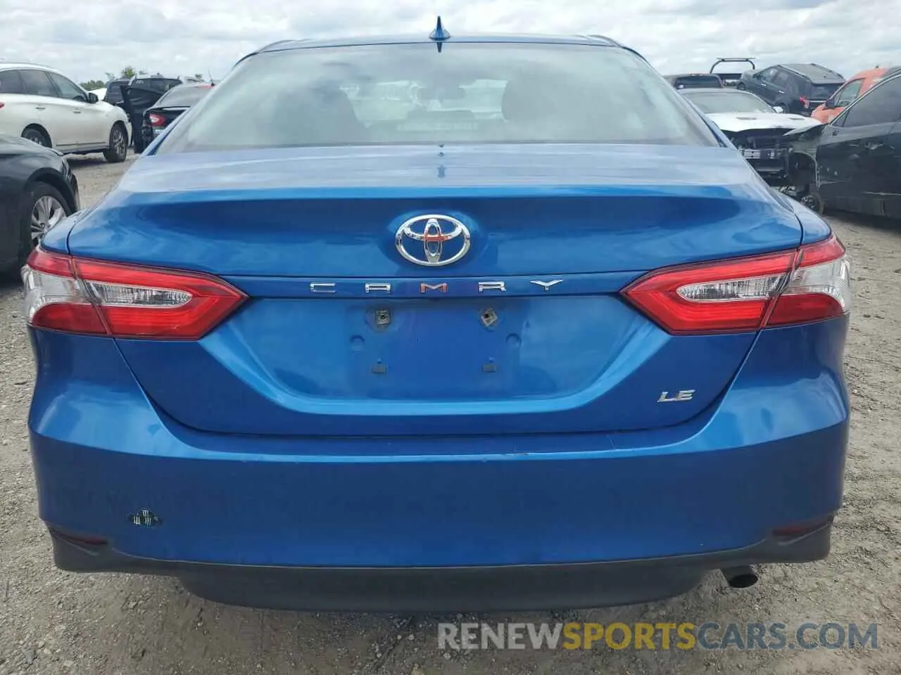 6 fotografías del automóvil dañado 4T1B11HK0KU274307 TOYOTA CAMRY 2019