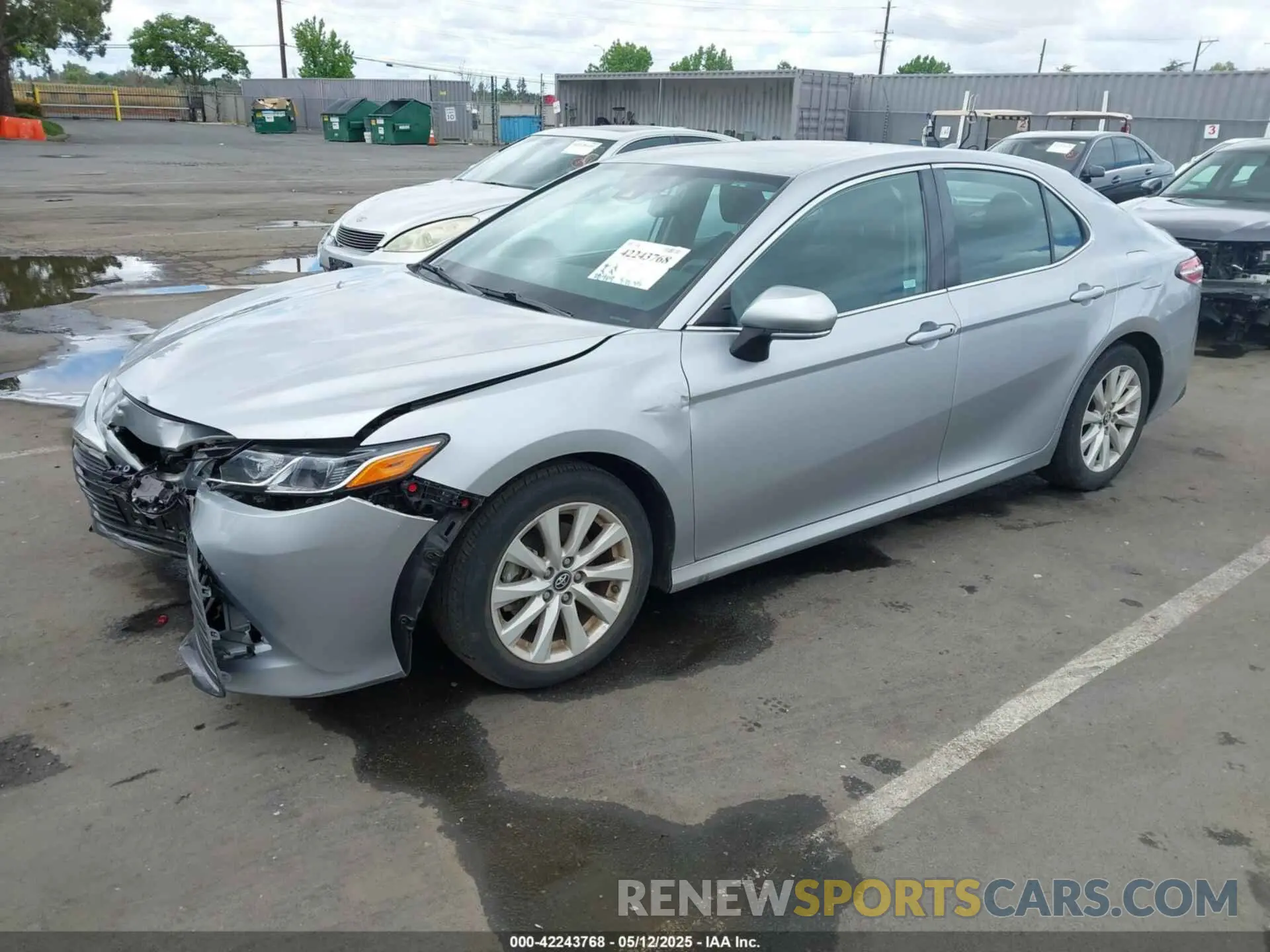 2 fotografías del automóvil dañado 4T1B11HK0KU297733 TOYOTA CAMRY 2019