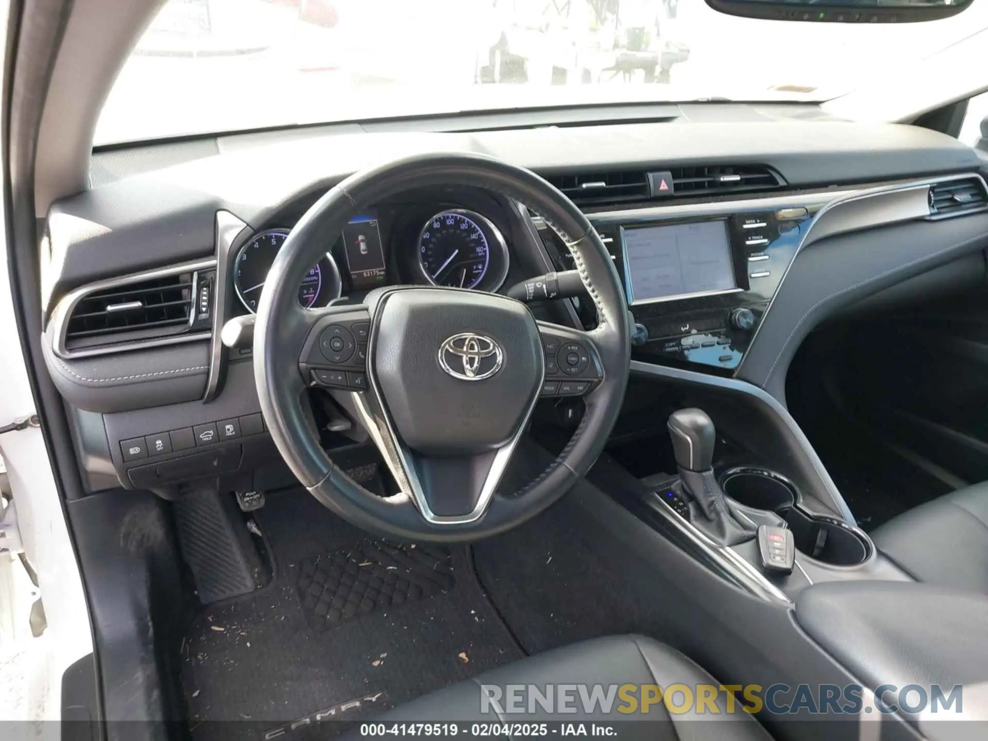 21 fotografías del automóvil dañado 4T1B11HK0KU686081 TOYOTA CAMRY 2019
