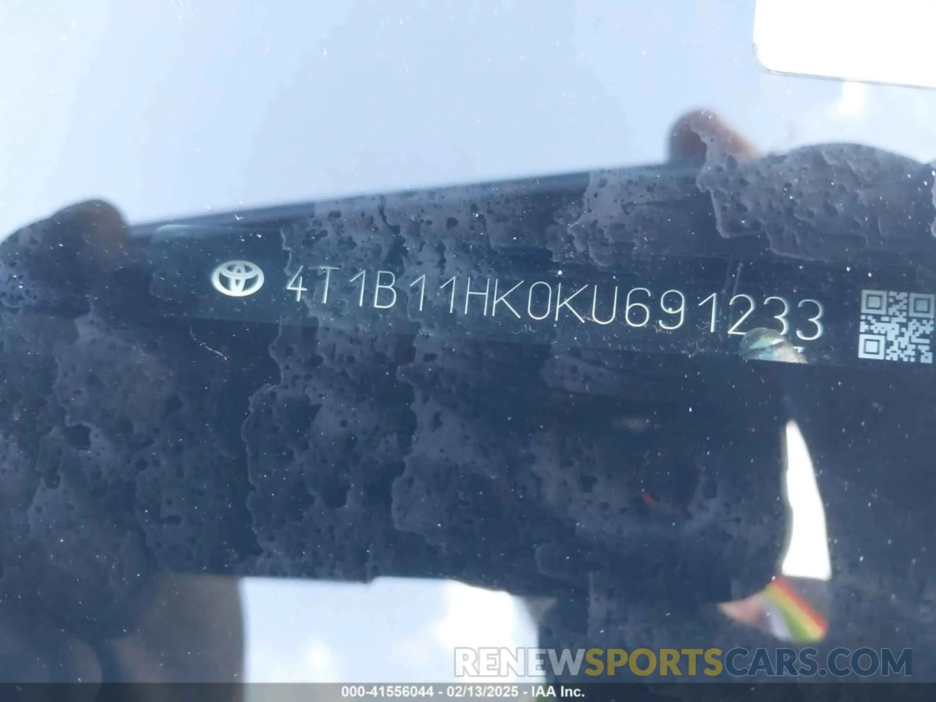 9 fotografías del automóvil dañado 4T1B11HK0KU691233 TOYOTA CAMRY 2019