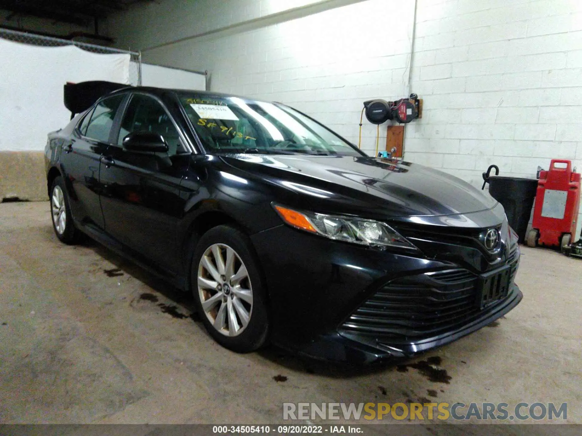 1 fotografías del automóvil dañado 4T1B11HK0KU694360 TOYOTA CAMRY 2019
