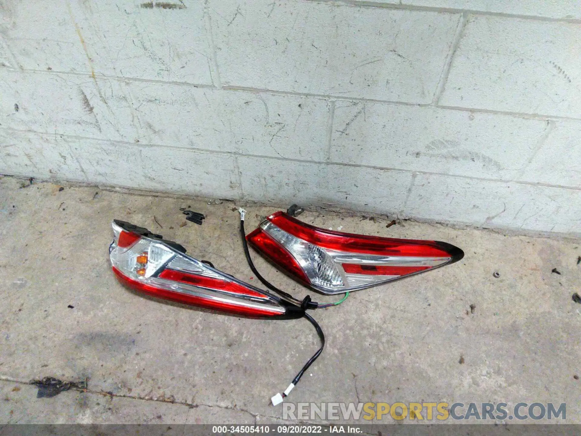 12 fotografías del automóvil dañado 4T1B11HK0KU694360 TOYOTA CAMRY 2019