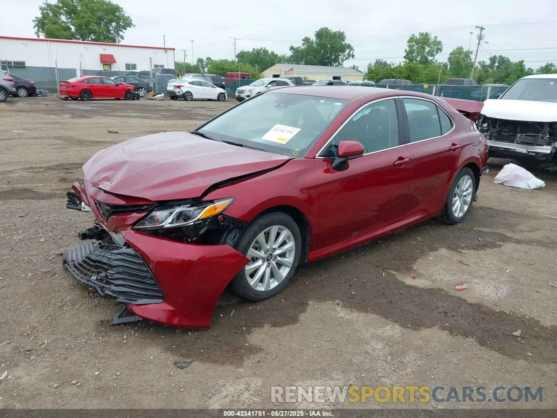 2 fotografías del automóvil dañado 4T1B11HK0KU701422 TOYOTA CAMRY 2019