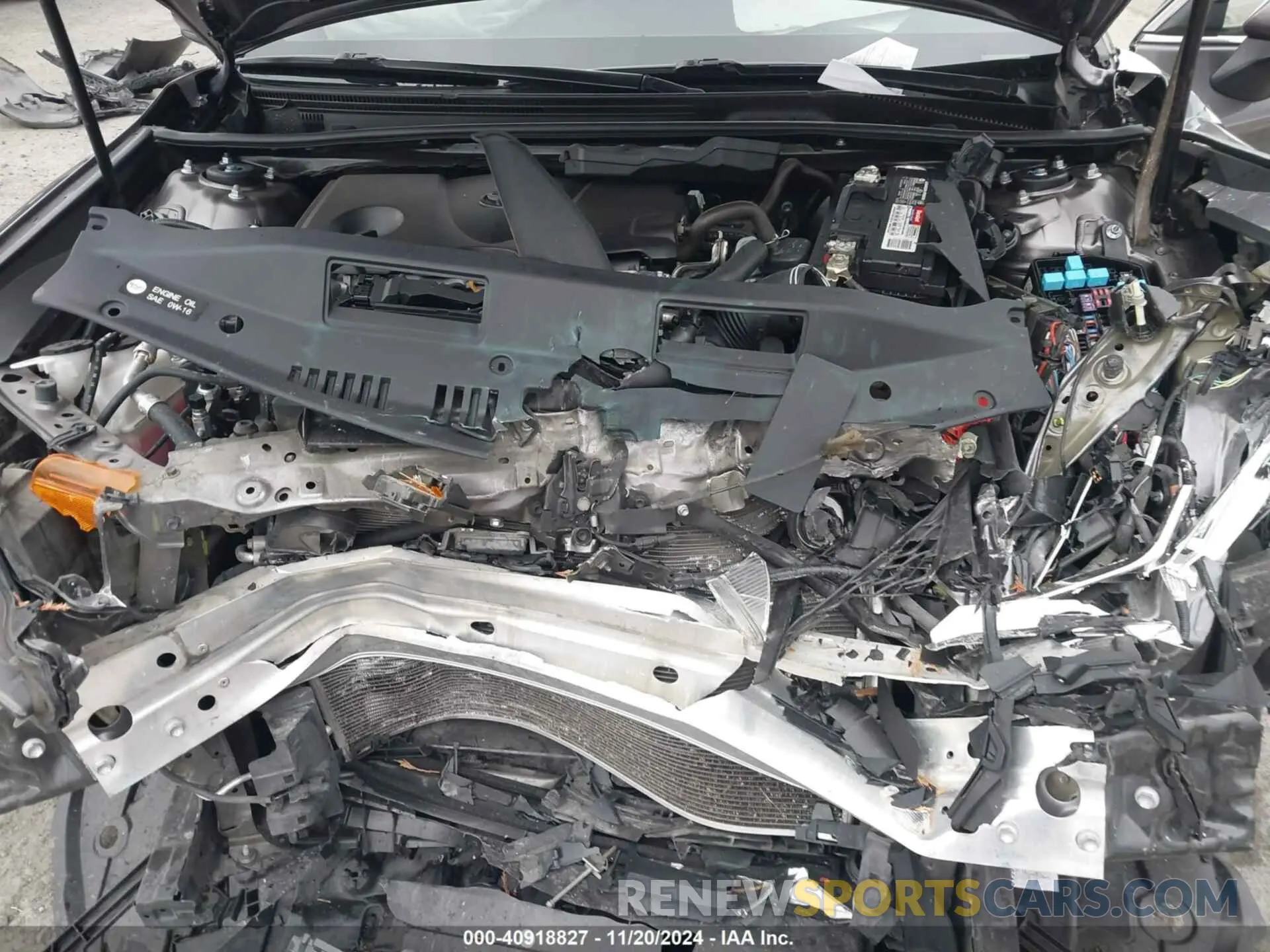 10 fotografías del automóvil dañado 4T1B11HK0KU714011 TOYOTA CAMRY 2019