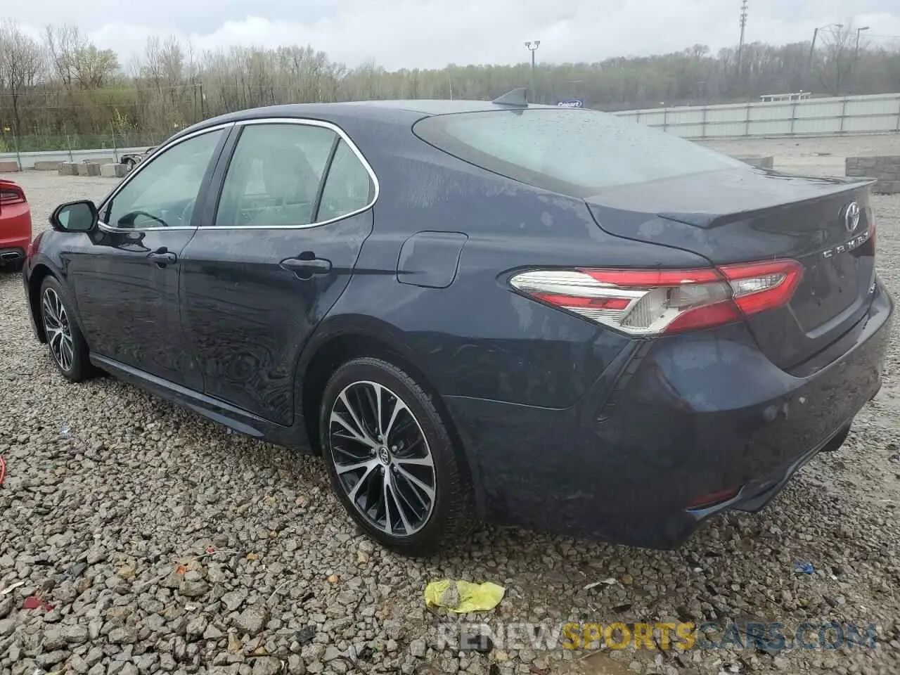 2 fotografías del automóvil dañado 4T1B11HK0KU714462 TOYOTA CAMRY 2019