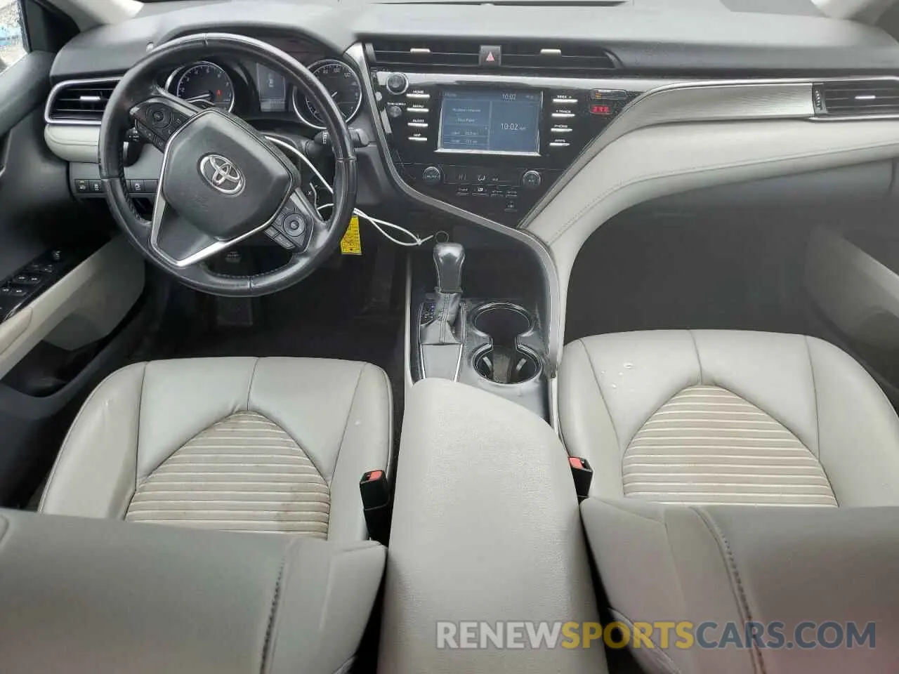 8 fotografías del automóvil dañado 4T1B11HK0KU714462 TOYOTA CAMRY 2019