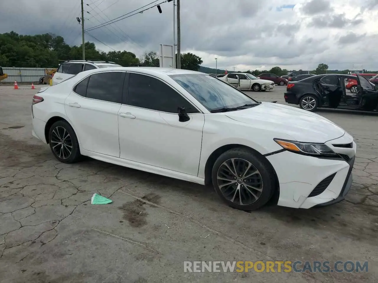4 fotografías del automóvil dañado 4T1B11HK0KU733500 TOYOTA CAMRY 2019